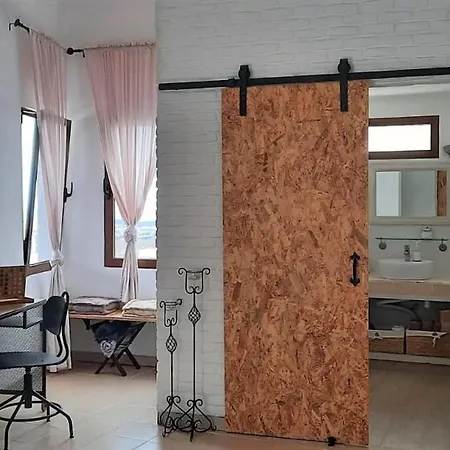 Charming Holiday In Arona With Private Heated Pool * 阿罗纳