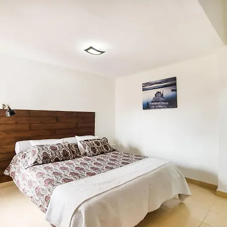 Charming Holiday In Arona With Private Heated Pool